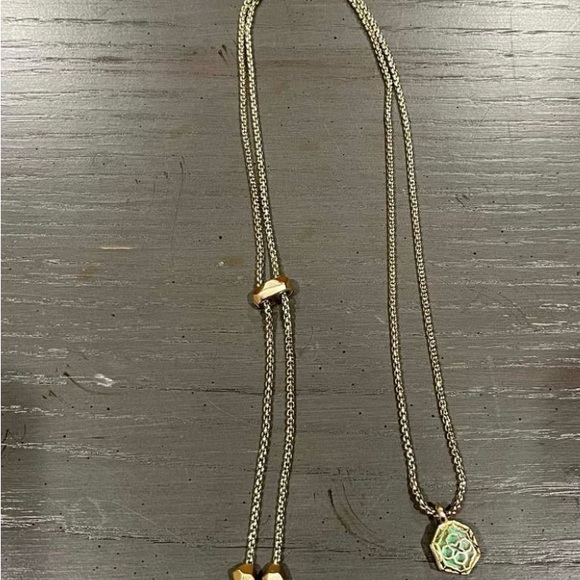 Kendra Scott pendent necklace - Picture 1 of 4